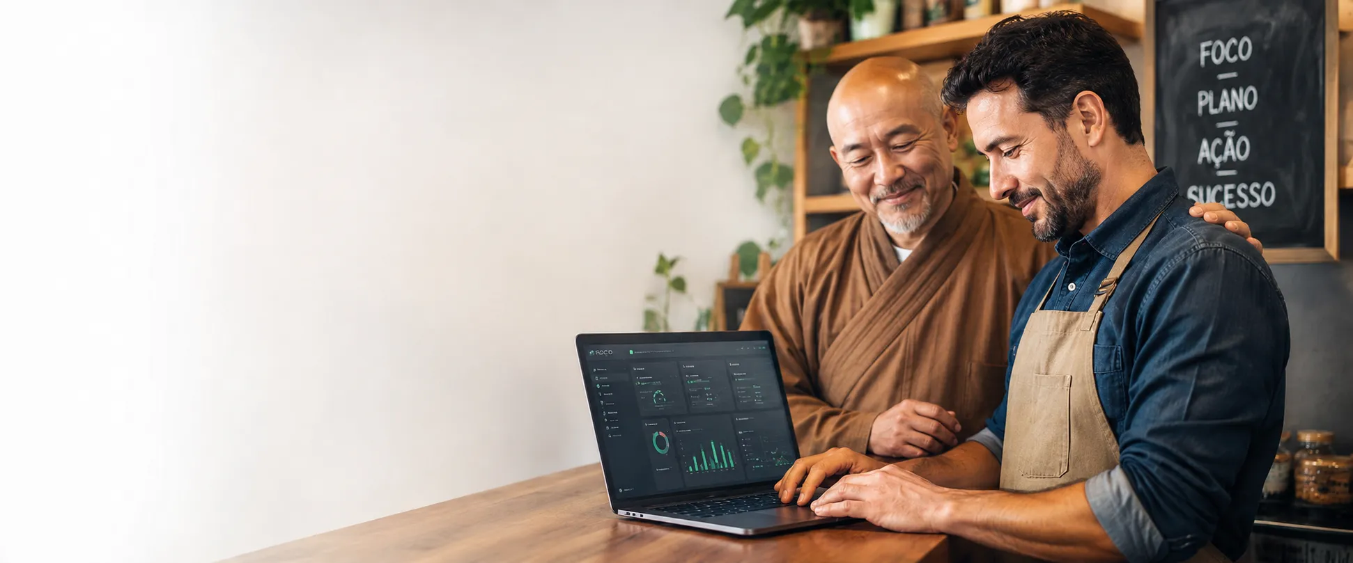 Mestre Solid representando a inteligência de negócio aplicada ao CRM